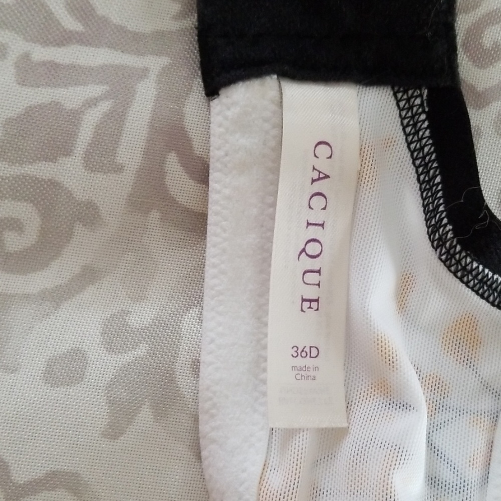 Cacique Bra - Picture 3 of 4